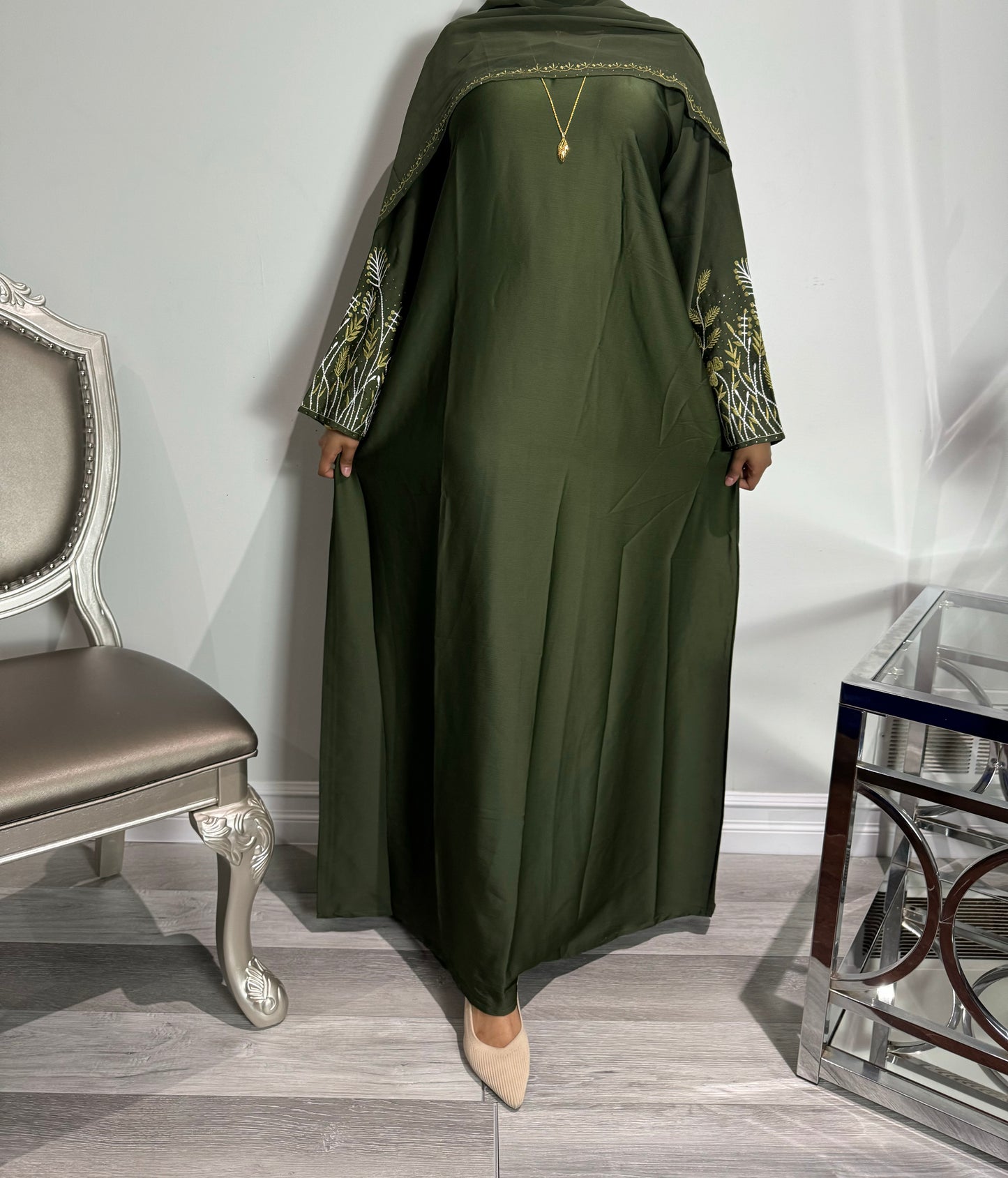 Green Floral Embroidered Sleeve Abaya