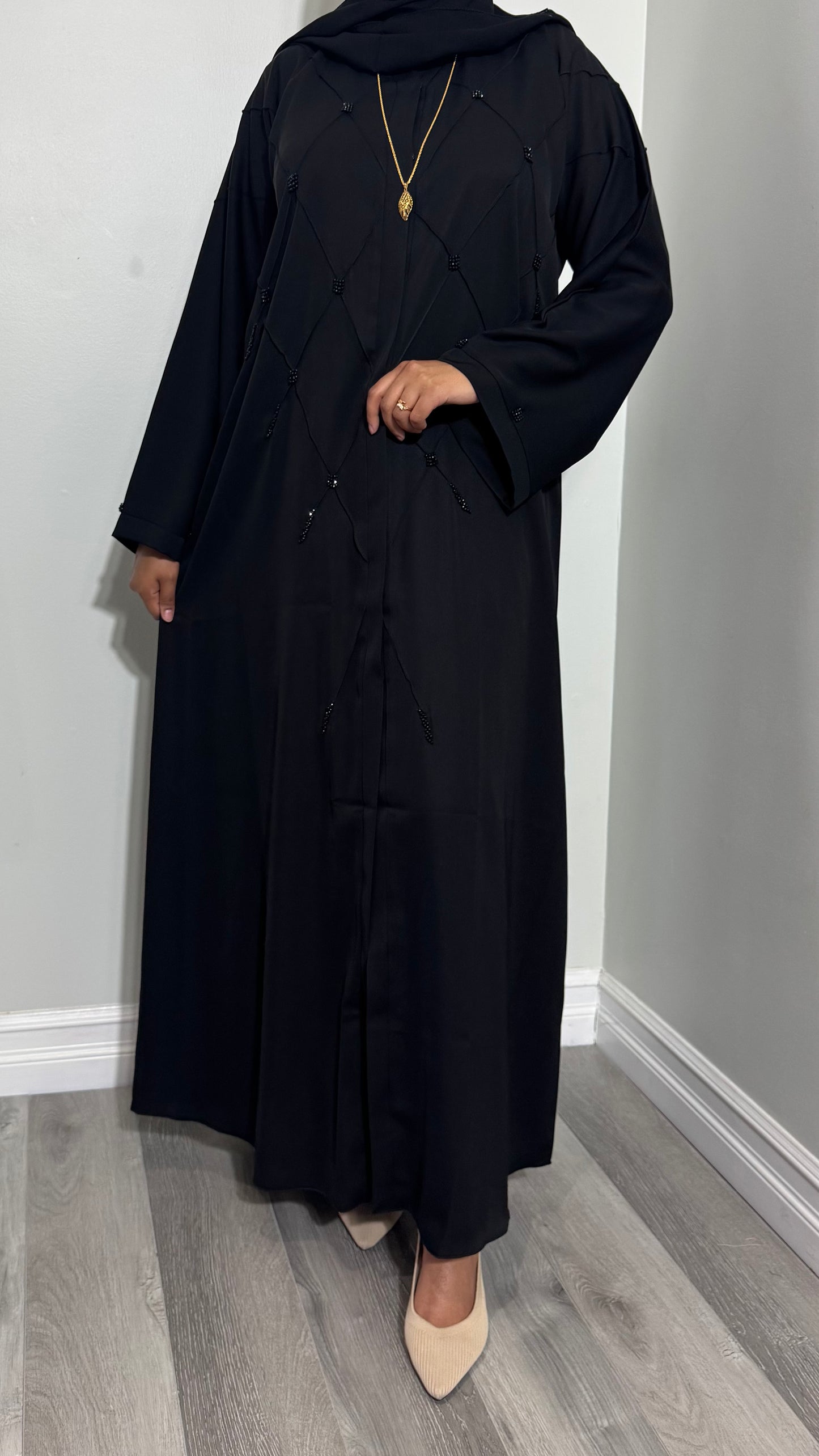 Nisa Abaya