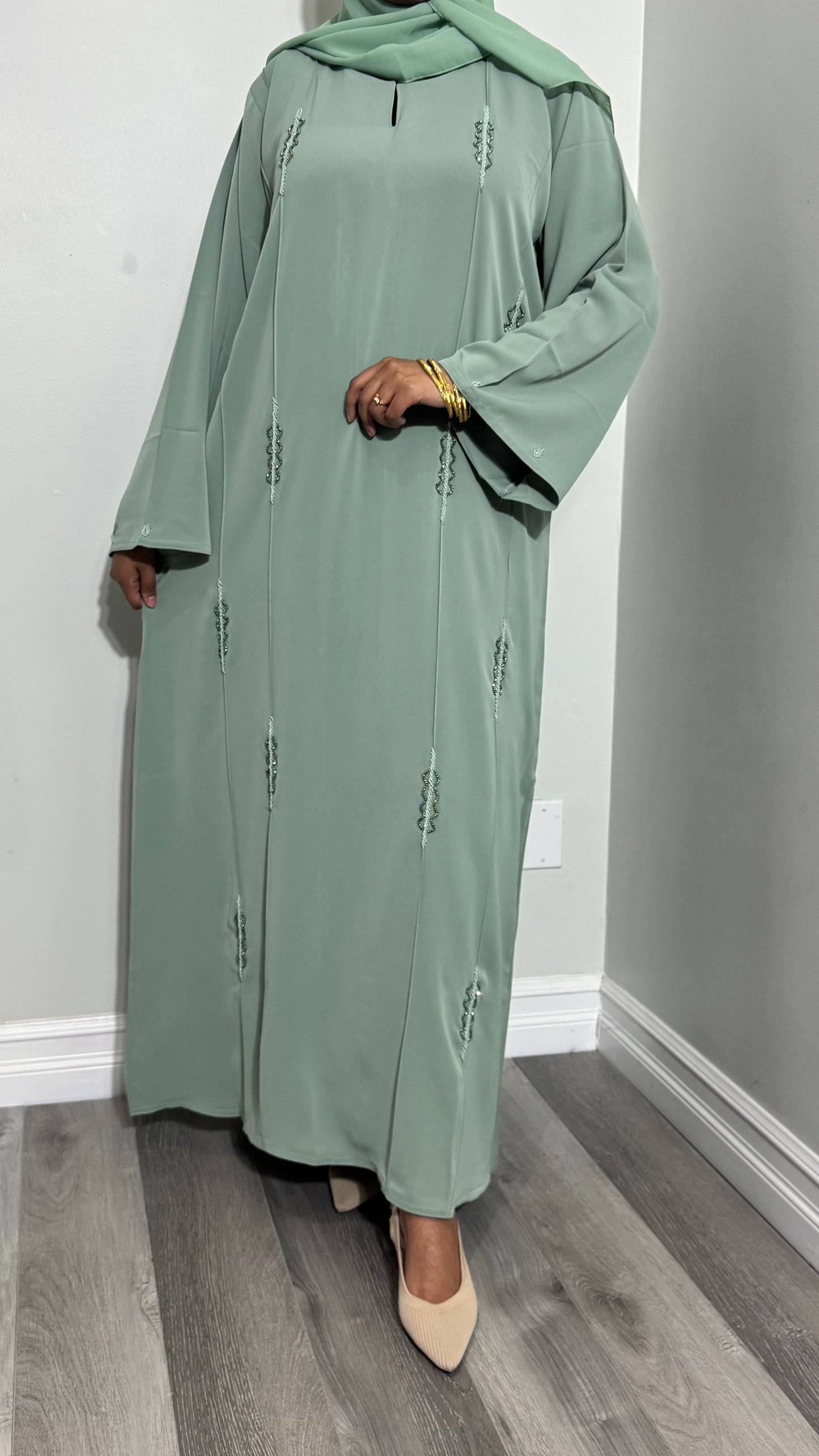 Mina Abaya