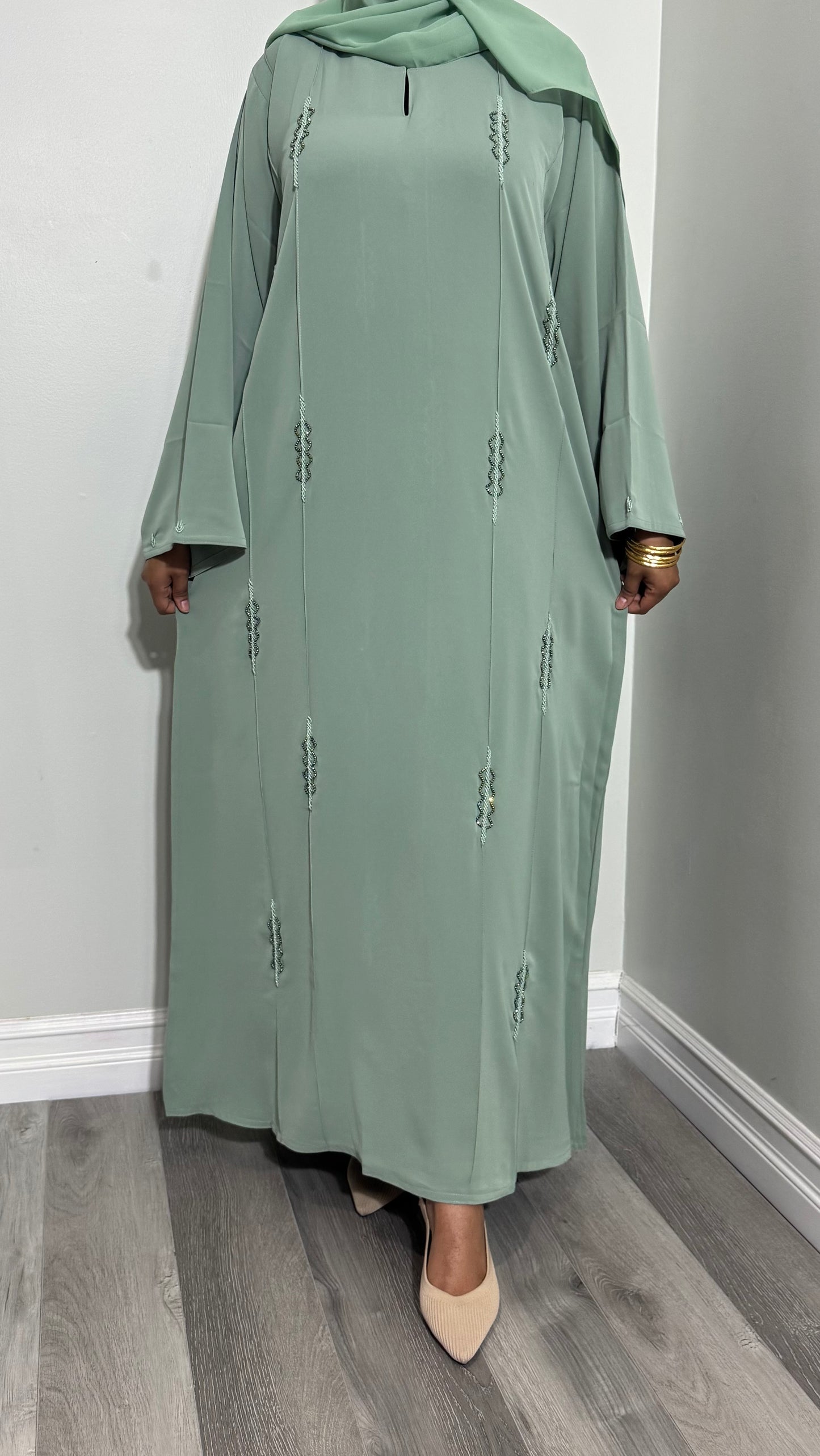 Mina Abaya
