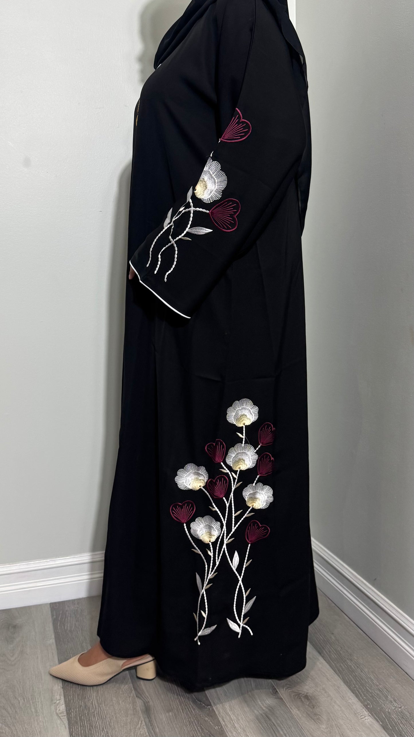 Embroidered Sleeve Abaya